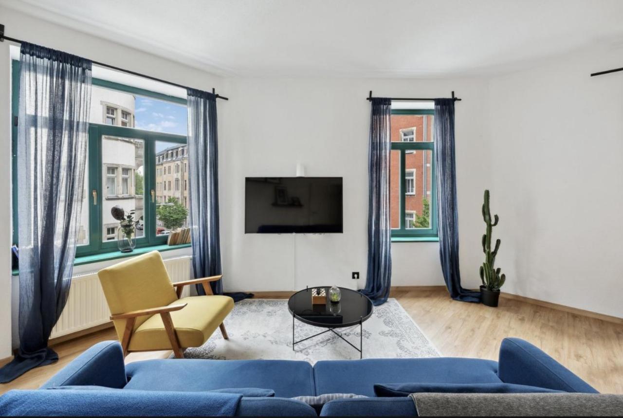 B Our Guest At New Vintage Chic Apartment Dresden Exterior foto